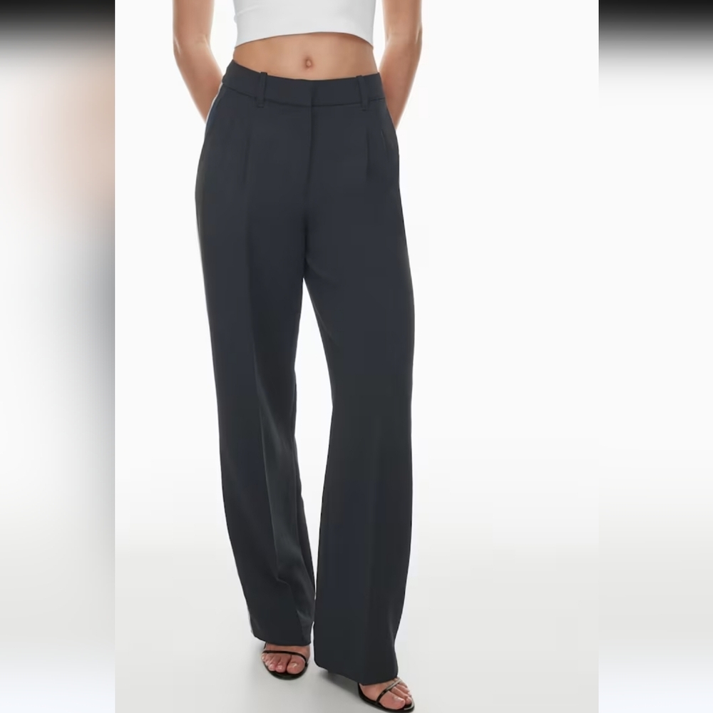 Aritzia The Effortless Pant NWOT